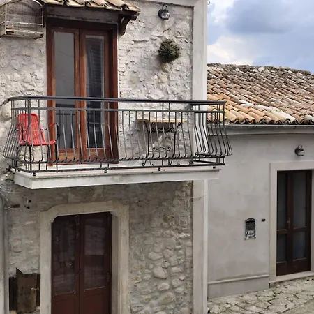 Vuiariello *